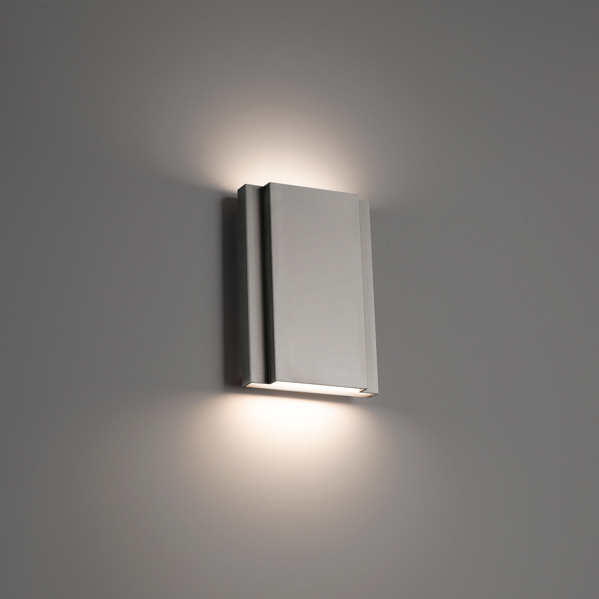 Layne Wall Sconce Wall Light in 3500K, Brushed Nickel, dweLED