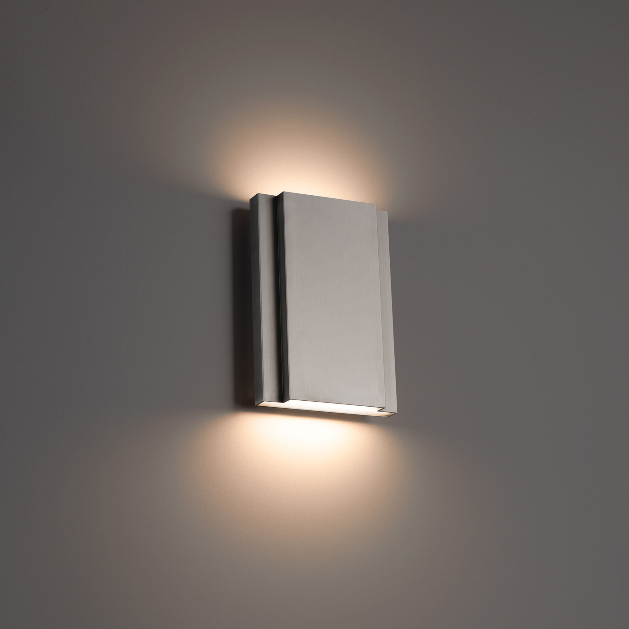 Layne Wall Sconce Wall Light in 2700K, Brushed Nickel, dweLED